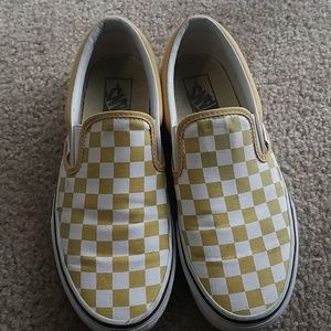 Checkerboard ochre vans